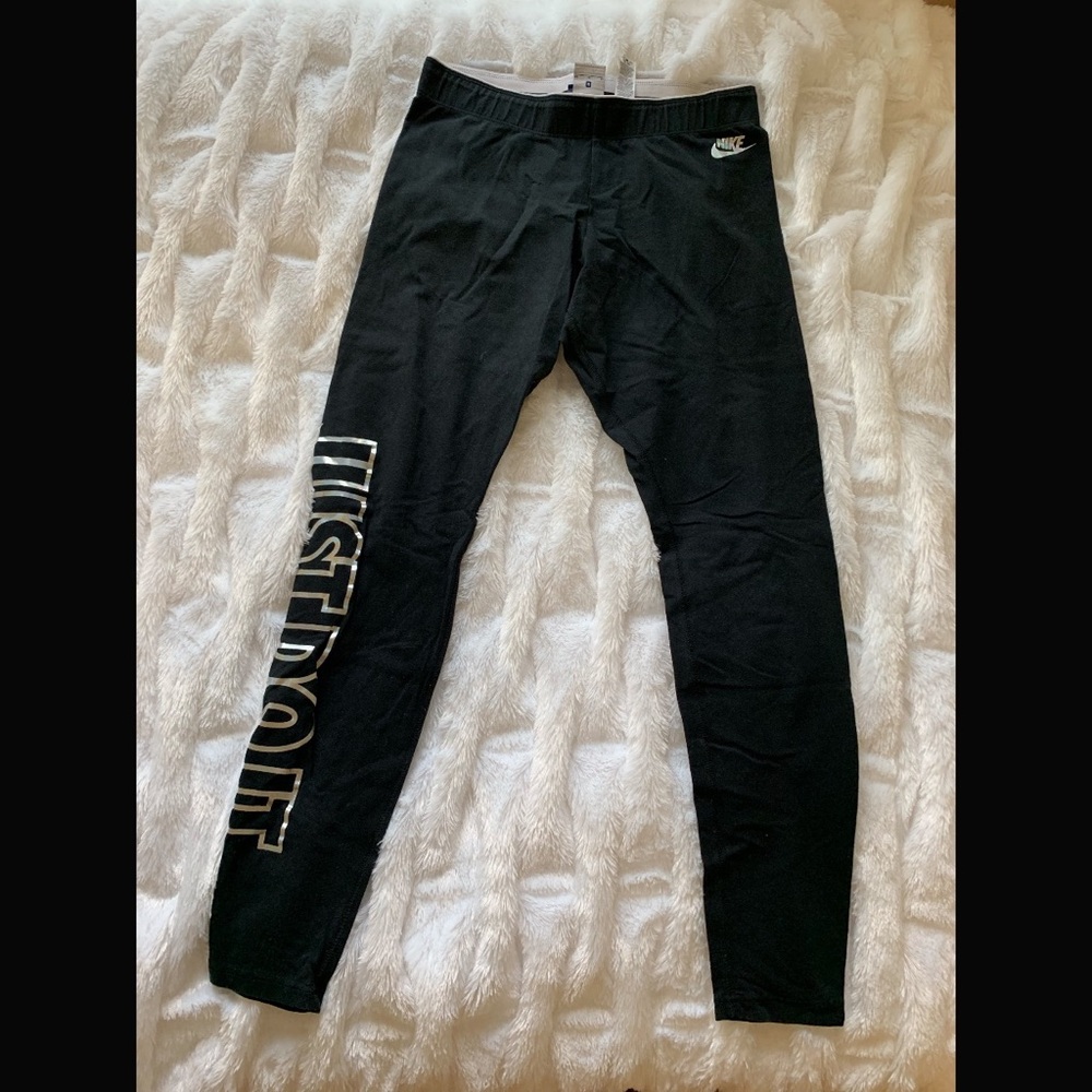 Nike leggings